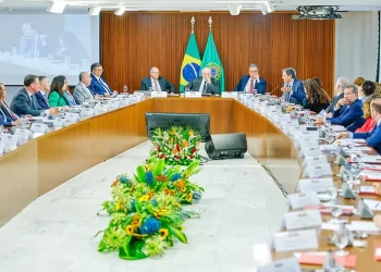 Reforma Ministerial no Governo Lula (Francisco Nery Júnior)