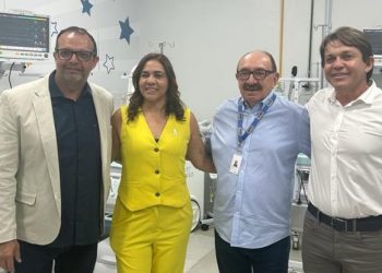 Secretária de Saúde do Estado da Bahia visita HNAS para acompanhar UTI Neonatal que está sendo finalizada