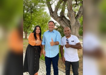 Durante reunião, pré-candidata a prefeita de Paulo Afonso Fátima Araújo, decide apoiar Mário Galinho