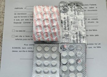 Motorista é flagrado forçando passagem perigosa e é detido com anfetaminas em Jeremoabo (BA)