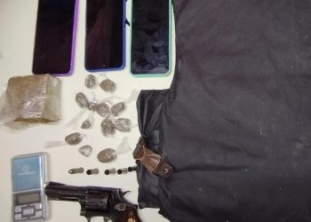 [REGIÃO] Policiais da 21ª CIPM/Cipó e Rondesp realizam operação em Nova Soure e aprendem drogas e arma de fogo