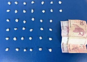 Polícia prende dupla com 38 pedras crack no bairro Perpétuos Socorro em Paulo Afonso