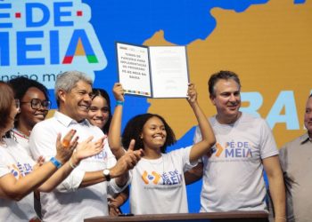 Na Bahia, mais de 283 mil estudantes do Ensino Médio vão receber o Pé-de-Meia