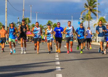 Triatletas de Paulo Afonso participam da etapa Ôxe Triatlo Aracaju