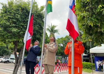 Programação da Semana da Paz teve início nesta quinta-feira (2) com hasteamento das bandeiras e mensagens de reflexão