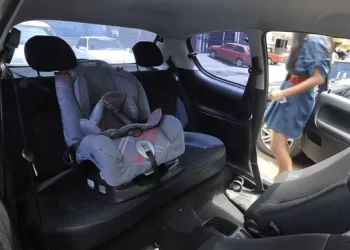 Nova lei exige cadeirinhas e bebês conforto para crianças em ônibus intermunicipais e estaduais que circulam pela Bahia