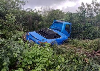 BMW sorteada em rifa é danificada em acidente com guincho próximo a Delmiro Gouveia-AL; ganhador da BA havia vendido o veículo para os próprios os organizadores do sorteio, os “Gêmeos Brasil”