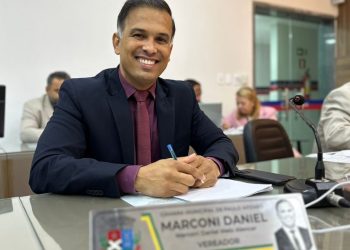 Marconi Daniel denuncia desperdício de mais de 3 milhões de reais em obra inacabada enquanto cobra ações da prefeitura