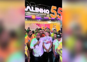 Campanha de Marcondes entra com ação na justiça para proibir uso de som no comitê de Galinho; saiba motivo