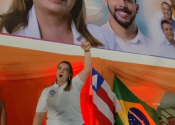 Onilde Carvalho, candidata a prefeita de Paulo Afonso, inaugura comitê de campanha