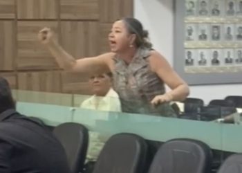 “Ditador!”: Feirantes de Paulo Afonso criticam Marcondes por contas bloqueadas após cobrança de impostos; prefeitura responde