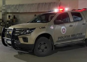 Suspeitos de agressão são conduzidos à delegacia após confronto por suposta espionagem a menor tomando banho no BTN 1