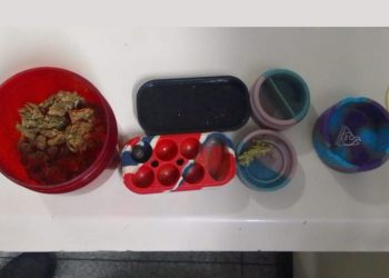 Policiais militares do 20º BPM detêm indivíduo por posse de drogas no centro de Paulo Afonso