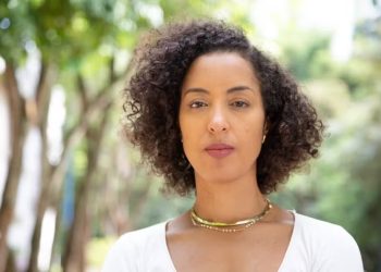 Professora impedida de assumir vaga por cota em concurso de universidade na Bahia é nomeada após determinação da Justiça