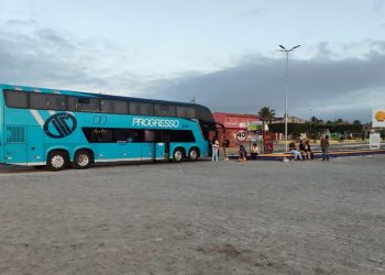 Ônibus da Progresso quebra duas vezes em viagem entre Paulo Afonso e Recife e gera revolta entre passageiros: “Uma vergonha isso!”
