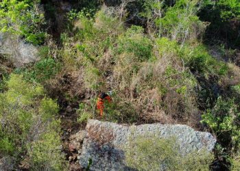 Homem desaparecido é encontrado sem vida na serra da Santa Cruz, em Jeremoabo, pelo corpo de bombeiros de Paulo Afonso