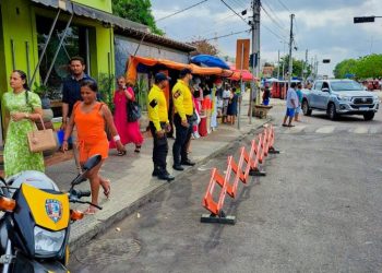 “Operação Trânsito Seguro” organiza fluxo na Feira Livre do Centro de Paulo Afonso