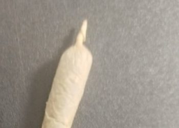 Motocicleta irregular e entorpecente são apreendidos pela PM em ação no Belvedere e Balneário