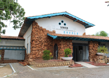 UNEB republica convocação dos 68 técnicos e analistas universitários classificados no concurso público (Edital 089/2024); lista inclui campus de Paulo Afonso