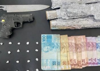 Polícia Militar prende homens por tráfico de drogas no bairro Perpétuo Socorro, em Paulo Afonso