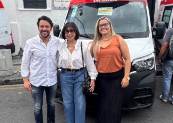Prefeita Vilma Negromonte reforça compromisso com a saúde de Glória com entrega de nova ambulância do SAMU