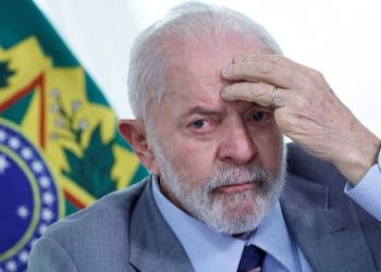 Aprovação de Lula despenca para 24%, a pior de seus mandatos, segundo Datafolha