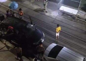 Homem é ferido no rosto, abdômen, clavícula e perna em tentativa de homicídio na feirinha de Paulo Afonso