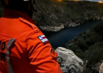 Bombeiros salvam jovens perdidas em trilha na região dos cânions da Vila Nobre, em Paulo Afonso