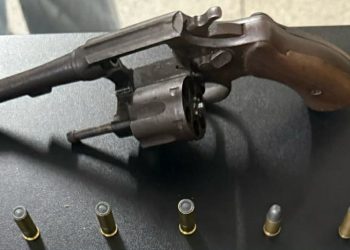 Homem é preso com revólver calibre .32 e 14 munições no Bairro Senhor do Bonfim
