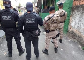 Líderes de facções são mortos em confrontos com a polícia na Bahia; armas e munições apreendidas