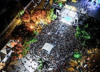 Banda Colo de Deus emociona fiéis na 12ª noite da Festa de Nossa Senhora de Fátima em Paulo Afonso