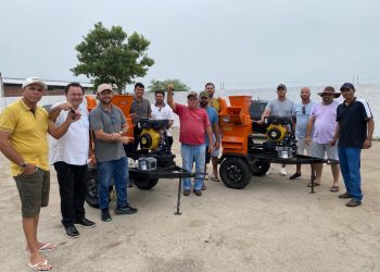 Vereador Valmir Rocha entrega duas novas forrageiras para o Distrito Irrigado de Paulo Afonso