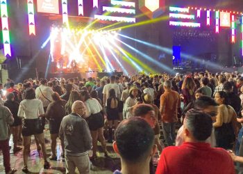 Confira as fotos do 1º dia do São João 2025 em Paulo Afonso!