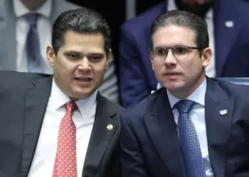 Em derrota para o governo, Congresso derruba decreto de Lula que aumenta IOF