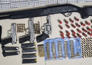Suspeito é preso com arsenal e quase 650 “arrebites” após ação policial em Glória-BA