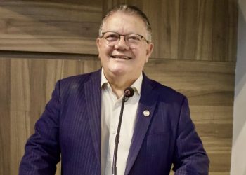 Meu mandato tem um único dono: ‘o povo de Paulo Afonso’, afirma Celso Brito ao reassumir vaga na Câmara