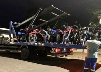 Motos são apreendidas durante ação da Polícia Militar em bairros de Paulo Afonso