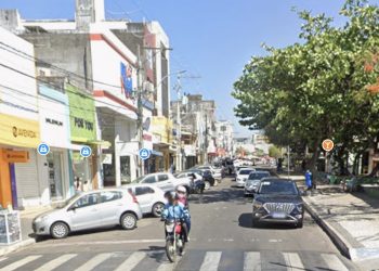 O que abre e fecha no feriado: horários de supermercados, lojas e serviços públicos em Paulo Afonso