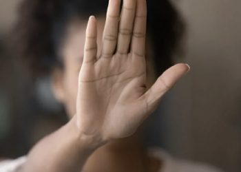 Homem é detido após agredir a própria mãe em Paulo Afonso