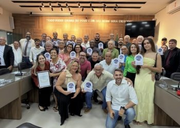 Solenidade reconhece, após 40 anos, atletas e dirigentes campeões do Intermunicipal de 1985