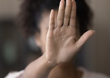 PM prende homem por ameaças, injúria, lesão corporal e violência psicológica contra mulher em Paulo Afonso